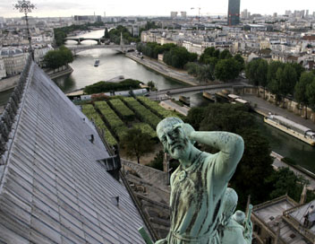 Sur les toits de Paris