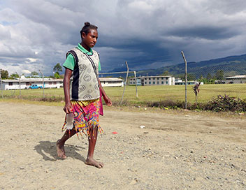 Chemins d'cole, chemins de tous les dangers - La Papouasie-Nouvelle-Guine