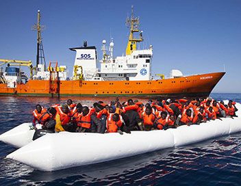 Les migrants ne savent pas nager - A bord de l'Aquarius sur l'opration SOS Mditerrane