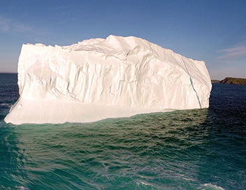 360-GEO - Terre-Neuve, les chasseurs d'icebergs