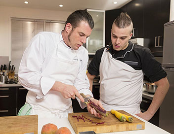 Norbert et Jean : le dfi - Revisiter des plats de bistrot en mets gastronomiques