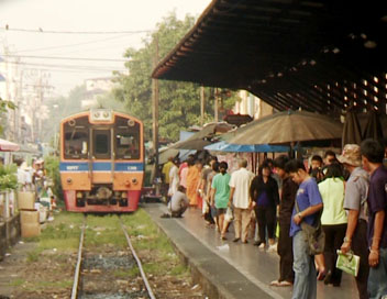 Des trains pas comme les autres - Thalande