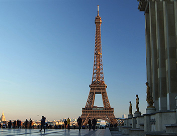 Monument - La Tour Eiffel : l'histoire d'un pari impossible