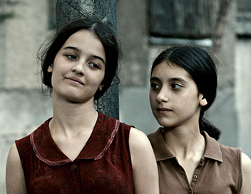 Eka & Natia, Chronique d'une jeunesse georgienne